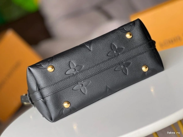 VUITTON MM CARRYALL LOUIS 0825
